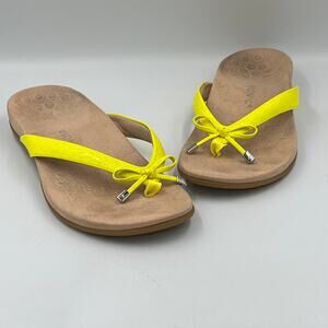 Vionic Bella Womens Yellow Patent Leather Croc sz 11